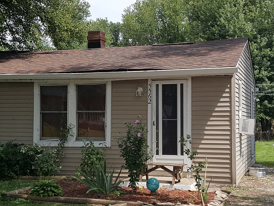 2nd image of 5562 N Clover Elm Dr
