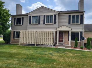 44487 S Carolina Dr #10, Clinton Township, MI 48038