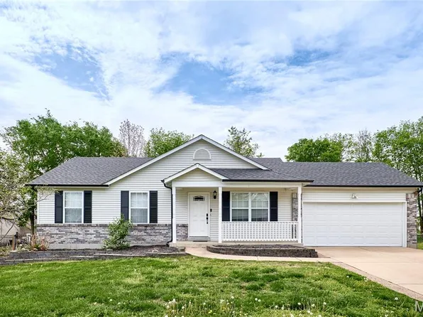 206 Cherrywood Parc Dr, O'Fallon, MO 63368
