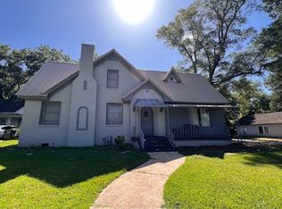 310 W Calhoun St, Magnolia, AR 71753