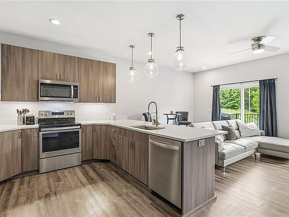 5th image of 7607 N Mercier Ct