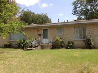 2732 Spruce Park Dr, Richland Hills, TX 76118