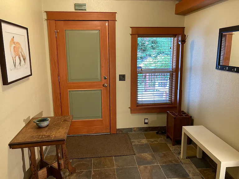 2040 S Shasta Loop — Photo 6