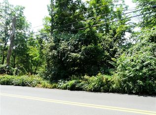 32 Great Hill Rd, Newtown, CT 06470