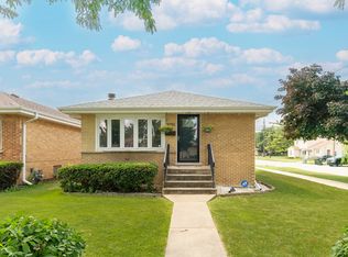 3652 Hawthorne St, Franklin Park, IL