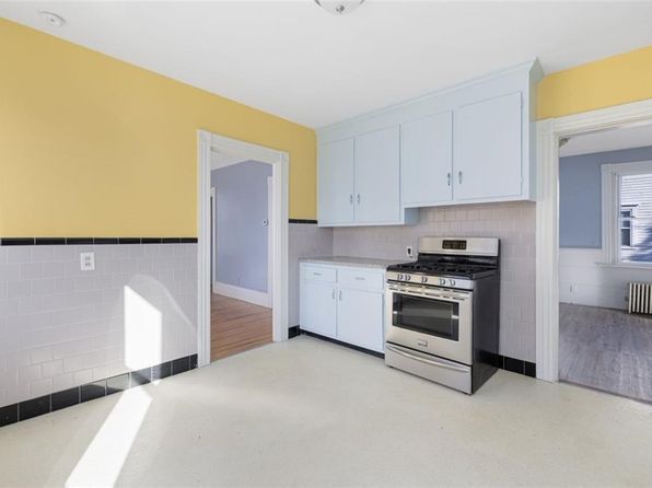 warwick-rhode-island-65915748 picture