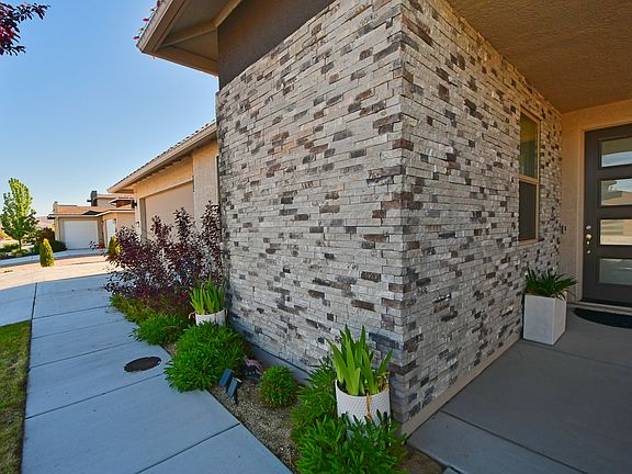 5th image of 2232 Millville Dr