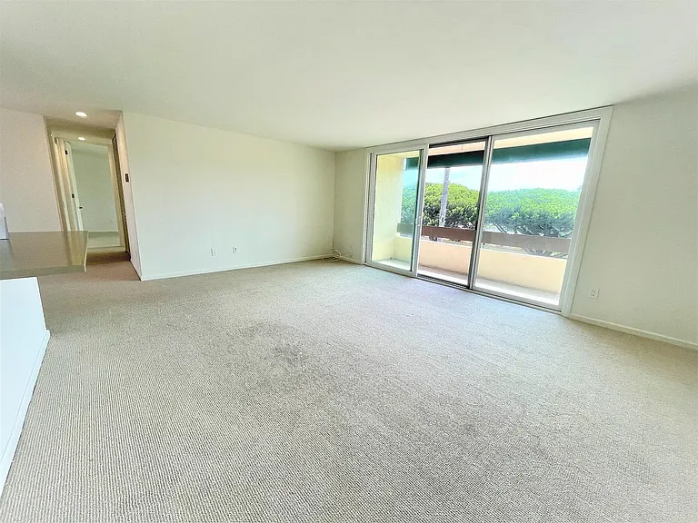 6455 La Jolla Blvd #238 — Photo 14