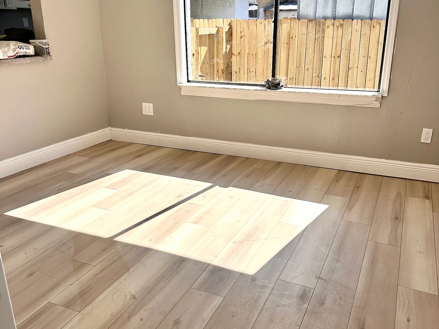 4436 Fairview Ave — Photo 3