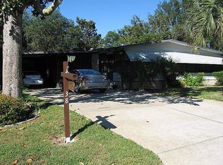 38 Robin Rd, Wildwood, FL 34785