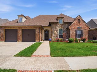 201 Barkhill Dr, Lafayette, LA 70508