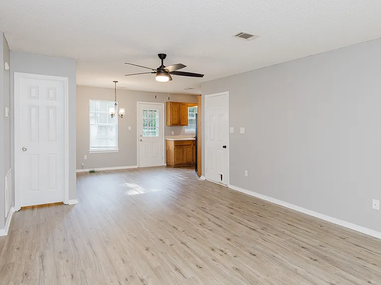 14108 Cherry Hill Dr — Photo 4