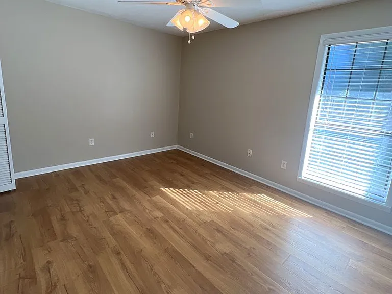 130 Richard Dr — Photo 11