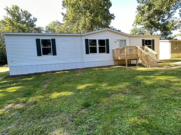 201 Colorado Dr, Altoona, PA 16602