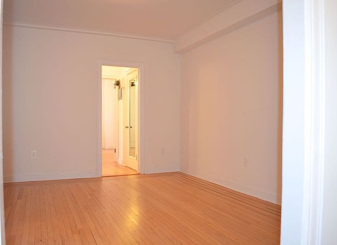 1st image of 150 E 93rd St APT 6D