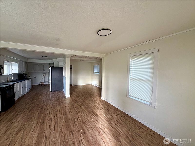 4th image of 4777 Forwood Avenue