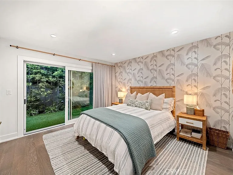 45 Emerald Bay — Photo 24