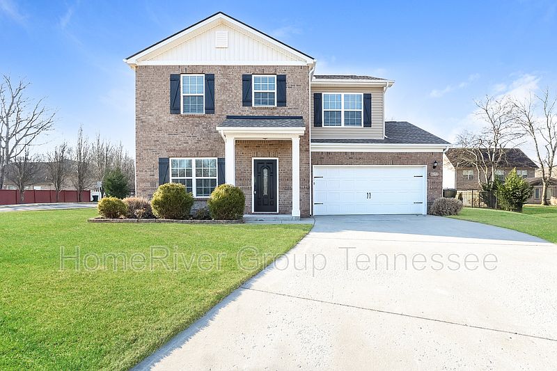 1st image of 703 Yosemite Ct