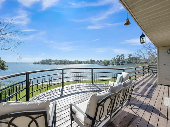 11819 Thoreau Dr, Montgomery, TX 77356