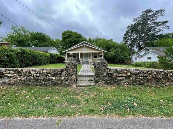 315 Vineyard St, Hot Springs, AR 71913