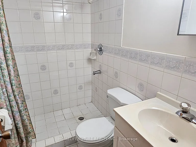 61 Hollyhedge Dr — Photo 23