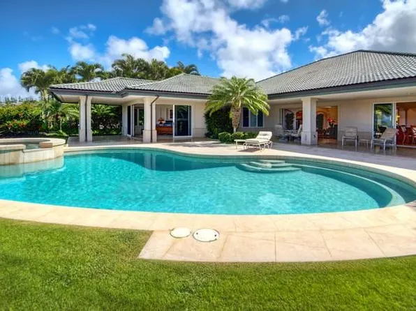 107 Pulelehua St, Lahaina, HI 96761