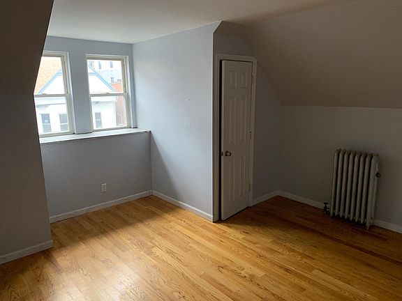5th image of 1696 Topping Ave #3