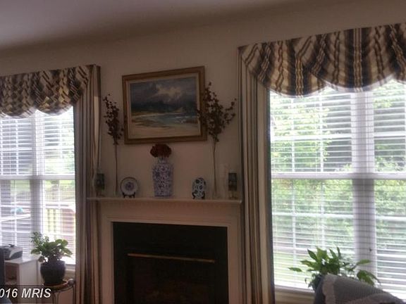 5th image of 488 Kearns Dr