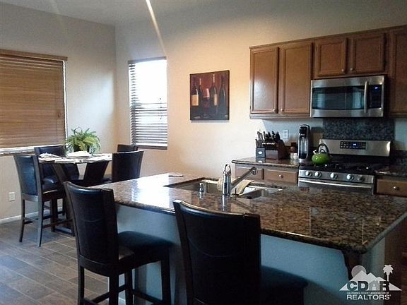 4th image of 40802 Amador Dr