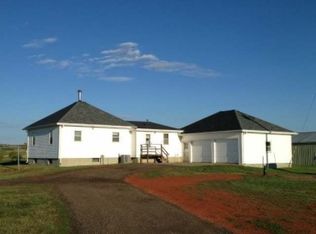 6211 County Road 15, Beulah, ND 58523
