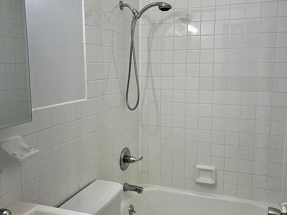 5th image of 317 E 3rd St APT 29