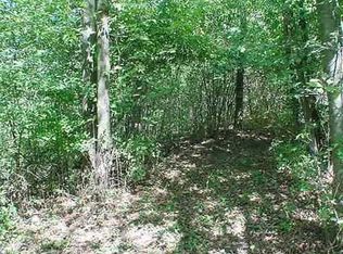 9000 S Maple Rd, Saline, MI 48176