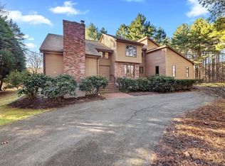 98 Pine St, Medfield, MA 02052