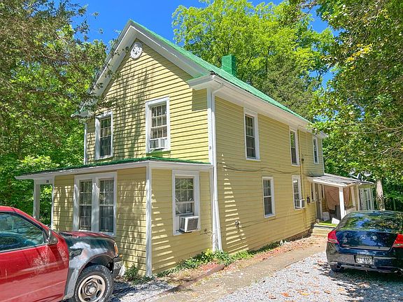 2nd image of 204 Tunstall Ave