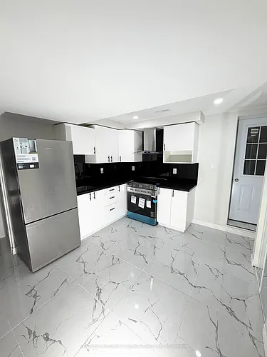 1761 Western Cres #BASEMENT Photo 1