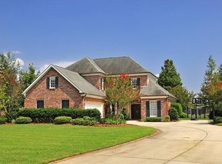 3749 Lake Kristin Dr, Gretna, LA 70056