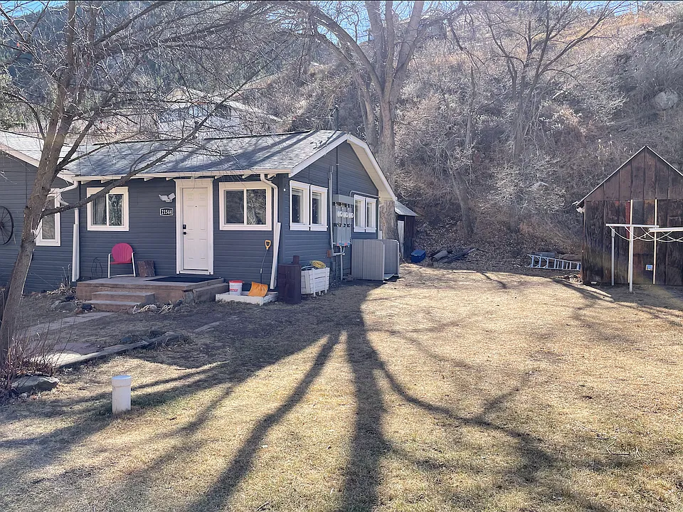 21544 Shady Ln
