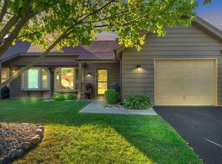 1896 Azalea Ct, Crown Point, IN 46307