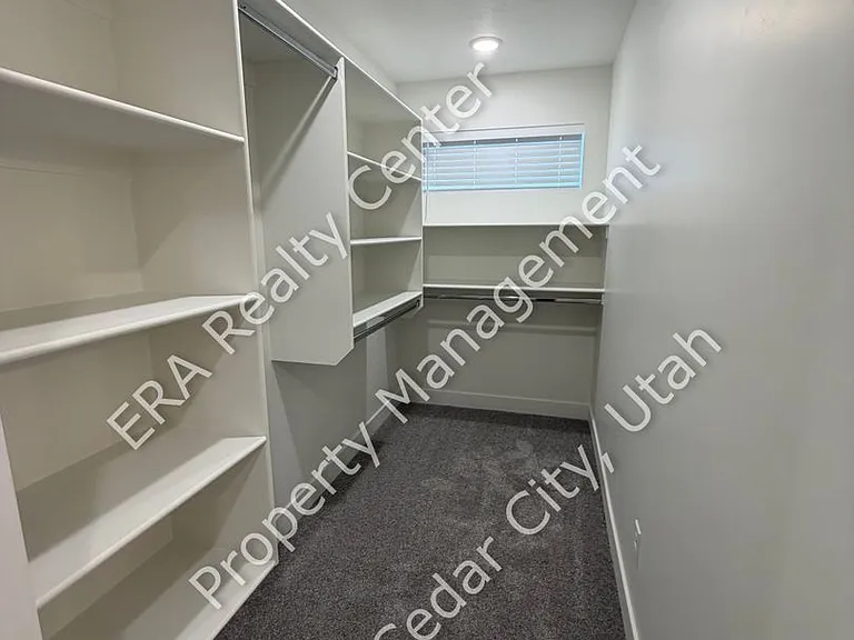 50 E 1600 N #1A — Photo 17