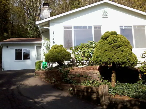 9749 NE 134th St, Kirkland, WA 98034