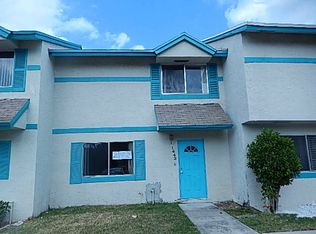 1443 Sussex Dr, Pompano Beach, FL 33068