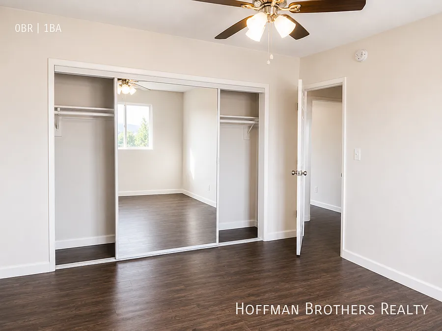 151 N Hoover St #12A
