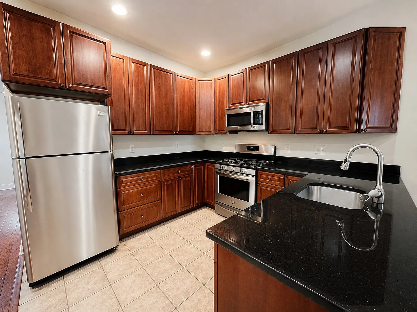 Modern 2BR/2BA Near Temple University | Available August 2026 — Photo 2