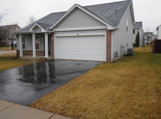 44 Paladino Dr, Romeoville, IL 60446