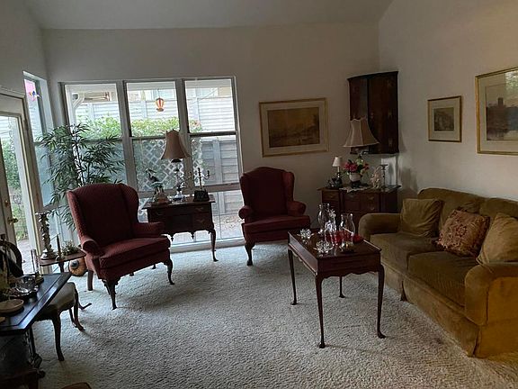 5th image of 603 Chandler W