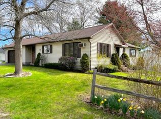 27 Clearview Ave, Waterville, ME 04901