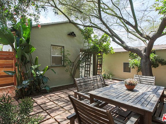 3rd image of 2116 Roselin Pl