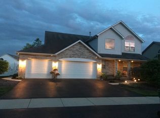 16525 W Split Rail Dr, Lockport, IL 60441