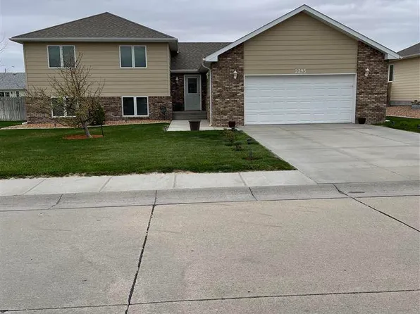 2395 Prairie St, Gering, NE 69341