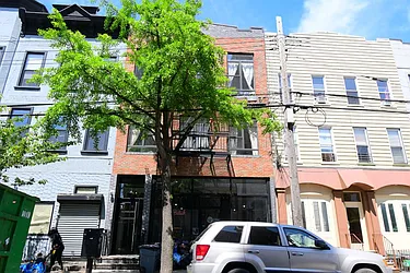 Rented by Brick&Mortar